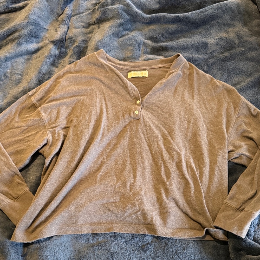 Abercrombie & Fitch Brown Long Sleeve Tee